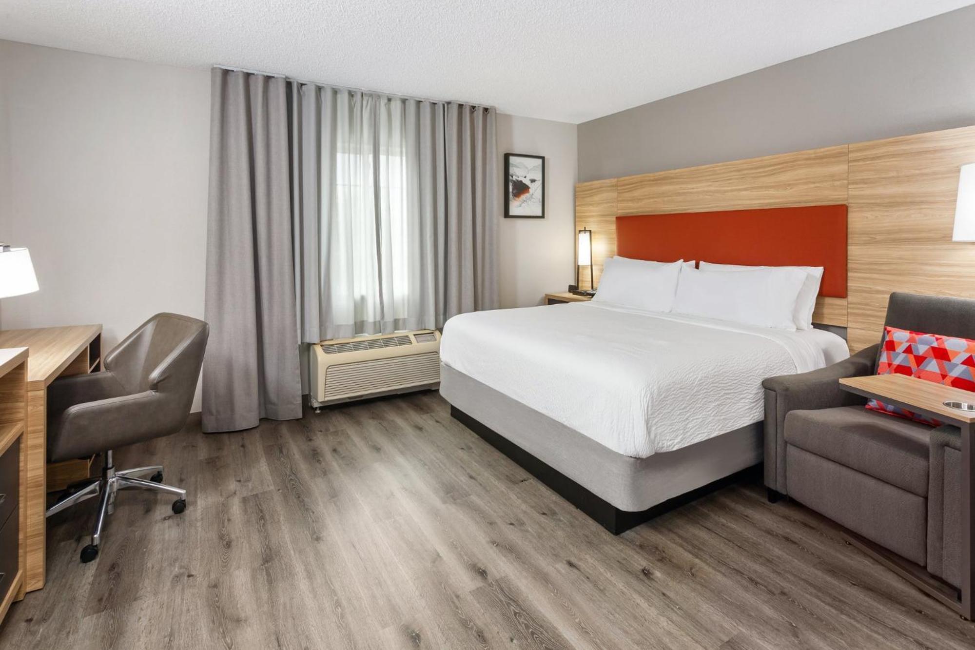 Candlewood Suites Harrisonburg By Ihg Екстериор снимка