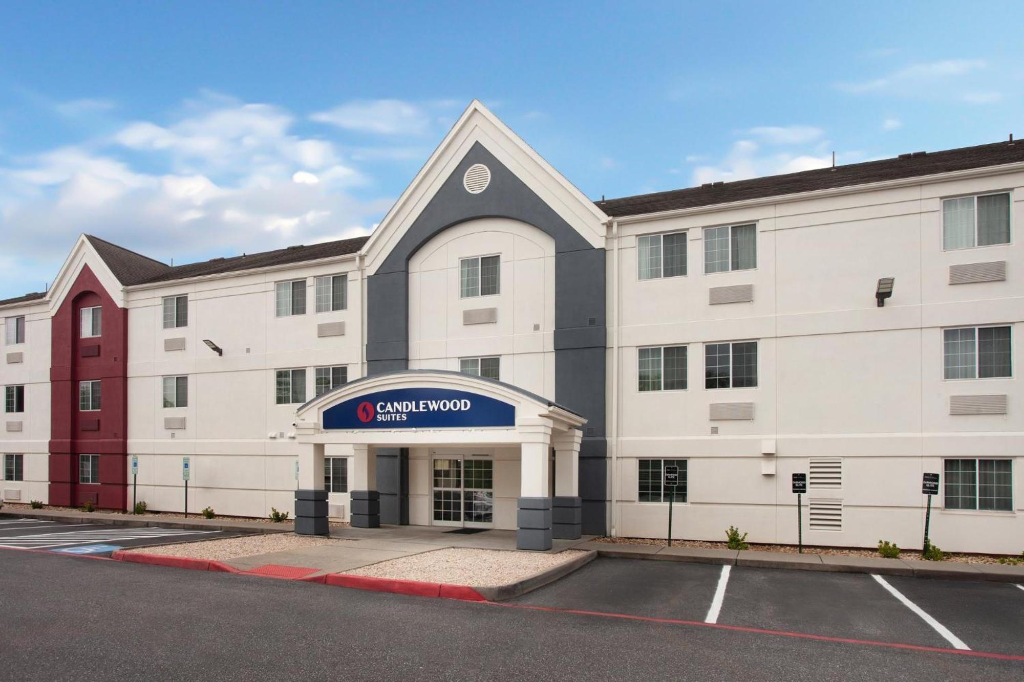Candlewood Suites Harrisonburg By Ihg Екстериор снимка